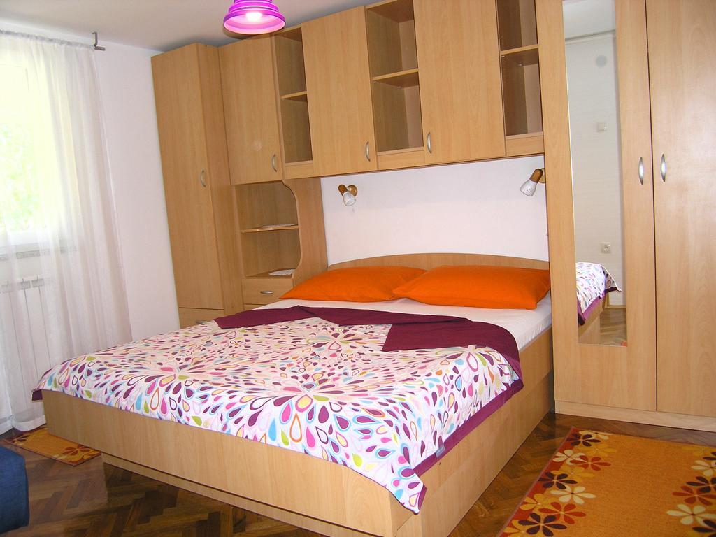 Apartments Ines Krk Town Exterior foto