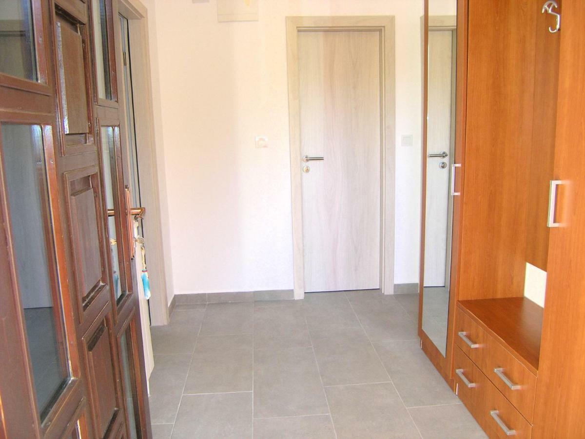 Apartments Ines Krk Town Exterior foto